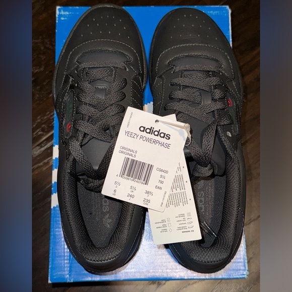 ⚫️ NWT! Adidas Yeezy Powerphrase Calabasas Sneakers - Picture 13 of 16